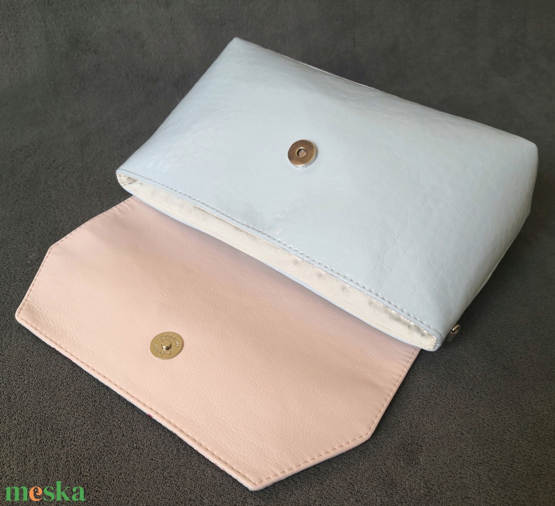 Női textilbőr virágos válltáska - világoskék - táska & tok - kézitáska & válltáska - vállon átvethető táska - Meska.hu