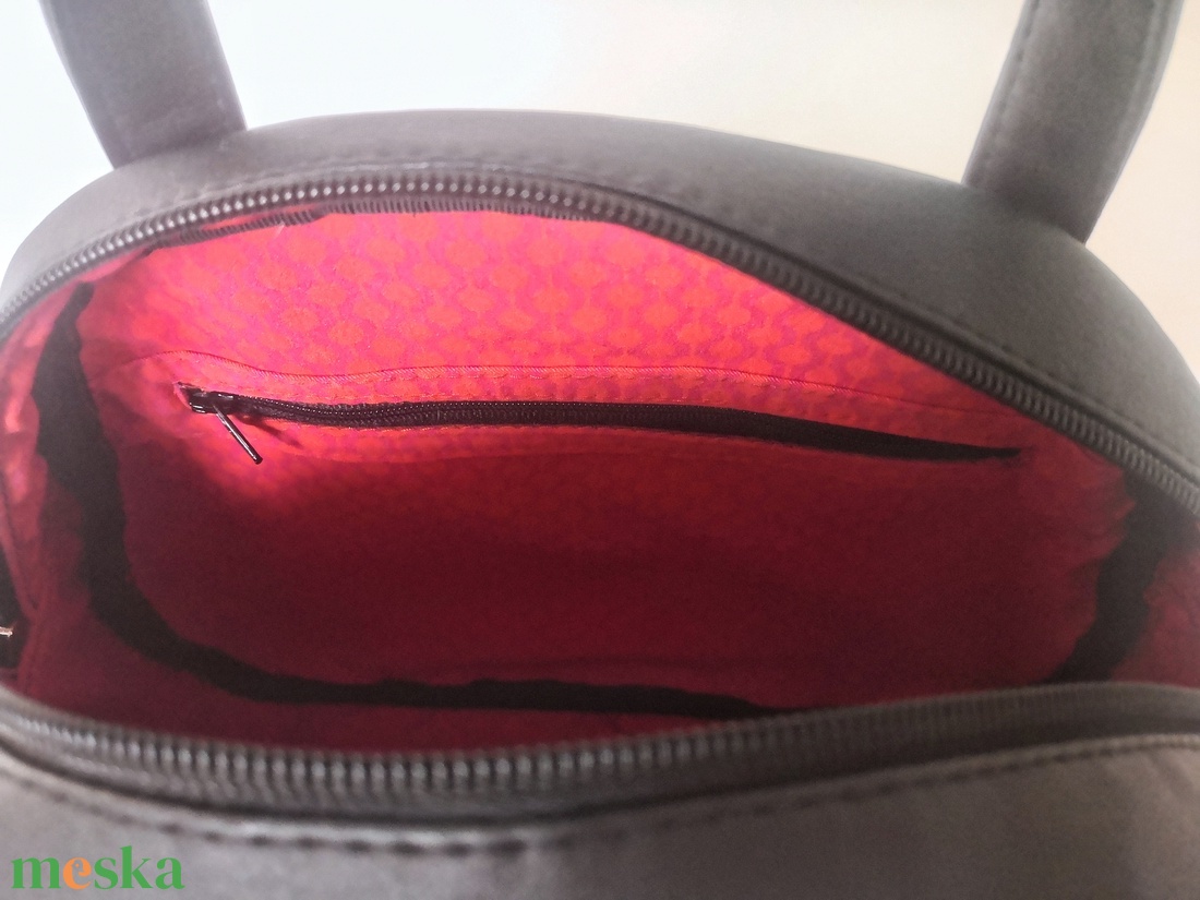 Sok zsebes textilbőr női kézitáska - piros - táska & tok - kézitáska & válltáska - kézitáska - Meska.hu