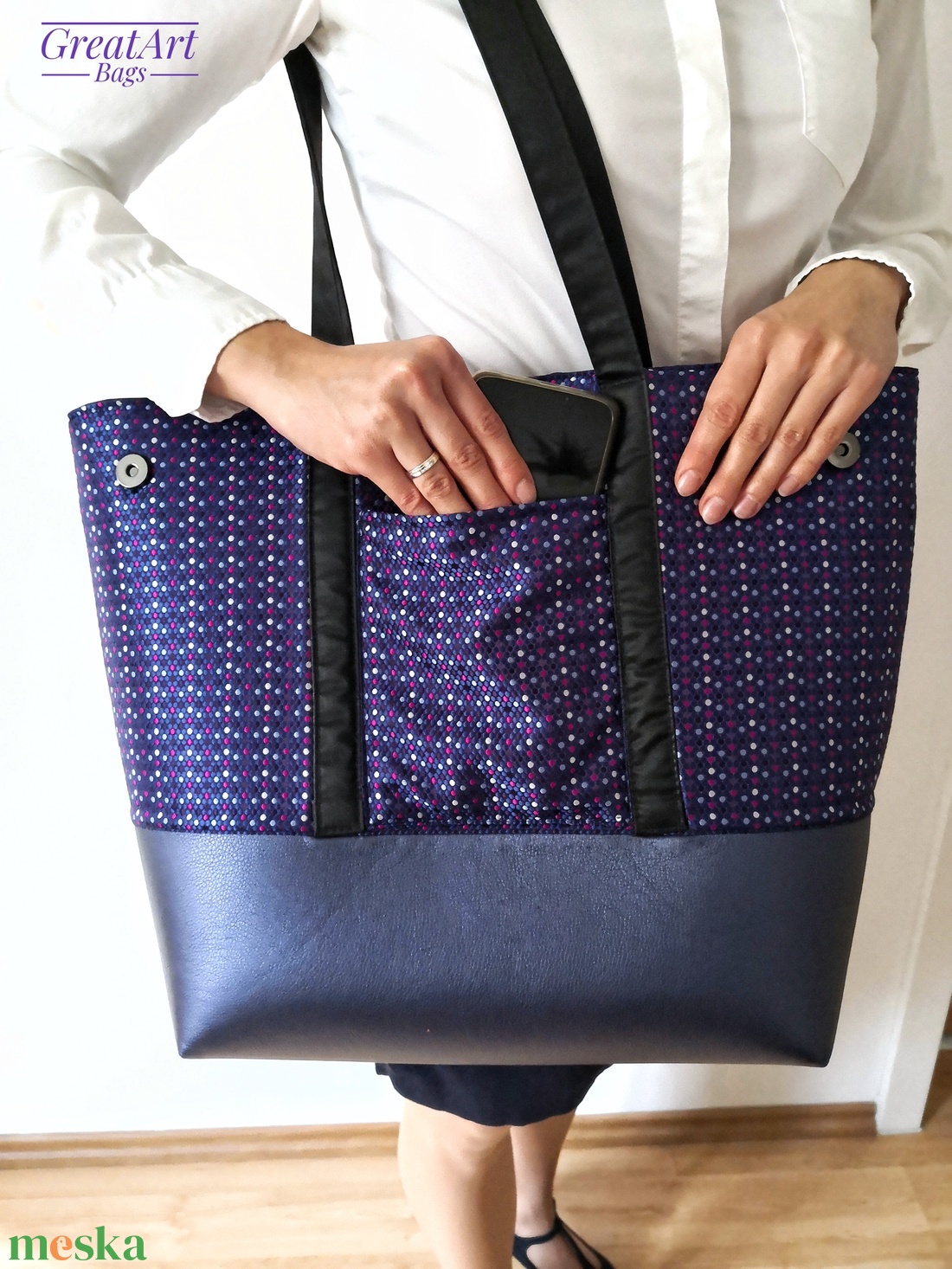 Női textilbőr nagy válltáska - sötétkék tote bag - táska & tok - kézitáska & válltáska - nagy pakolós táska - Meska.hu Női textilbőr nagy válltáska - sötétkék tote bag - táska & tok - kézitáska & válltáska - nagy pakolós táska - Meska.hu