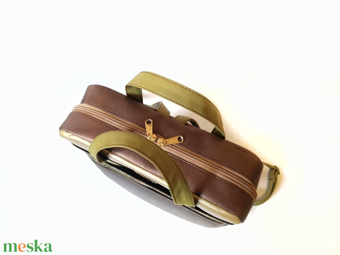 Vízlepergető cipzáros laptophátizsák - táska & tok - laptoptáska, laptop hátizsák - Meska.hu