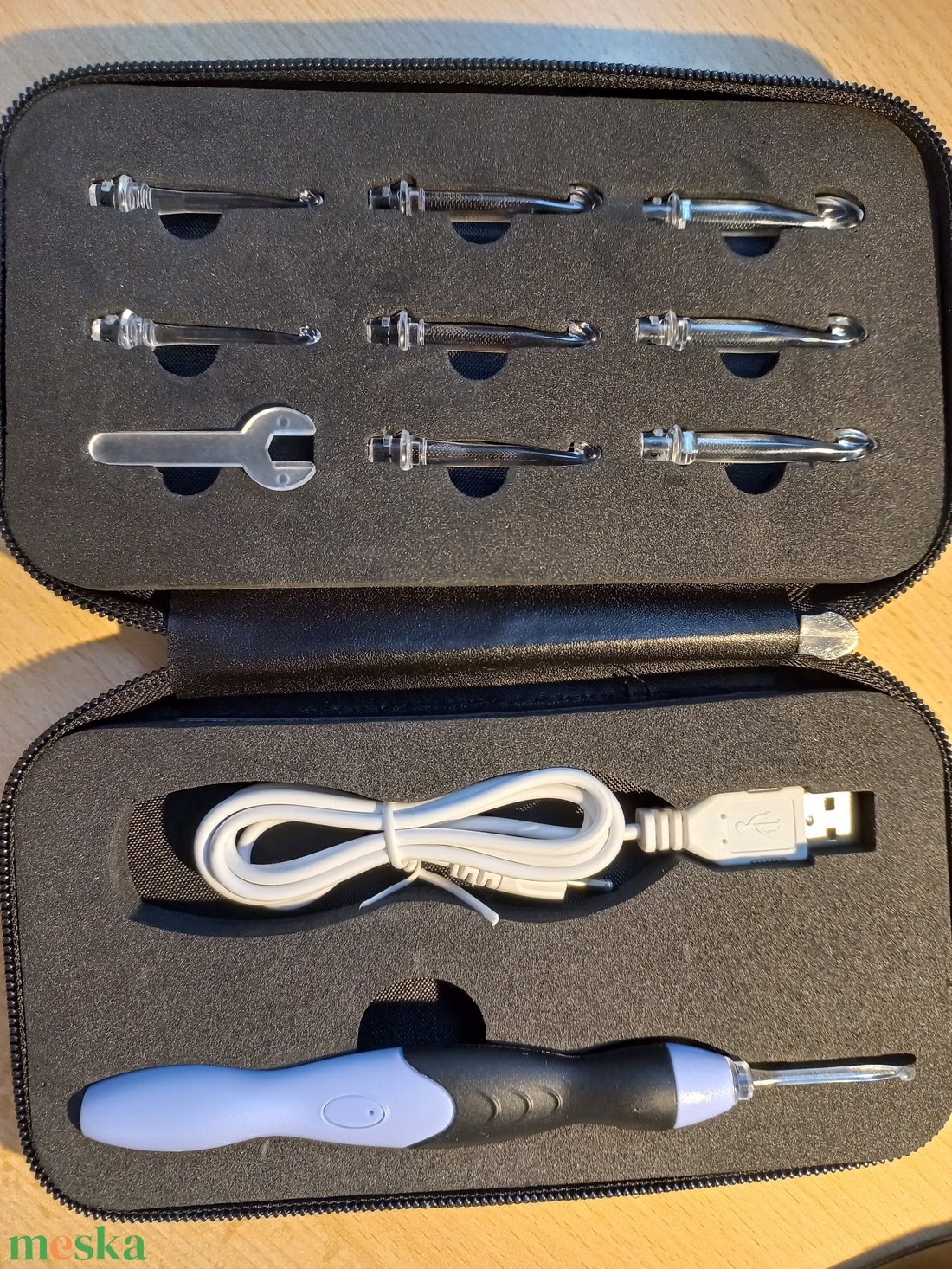 világító horgolótű készlet 9 tűmérettel, USB-ről tölthető - kellékek & szerszámok - szerszámok, eszközök - eszköz kötéshez, horgoláshoz - Meska.hu
