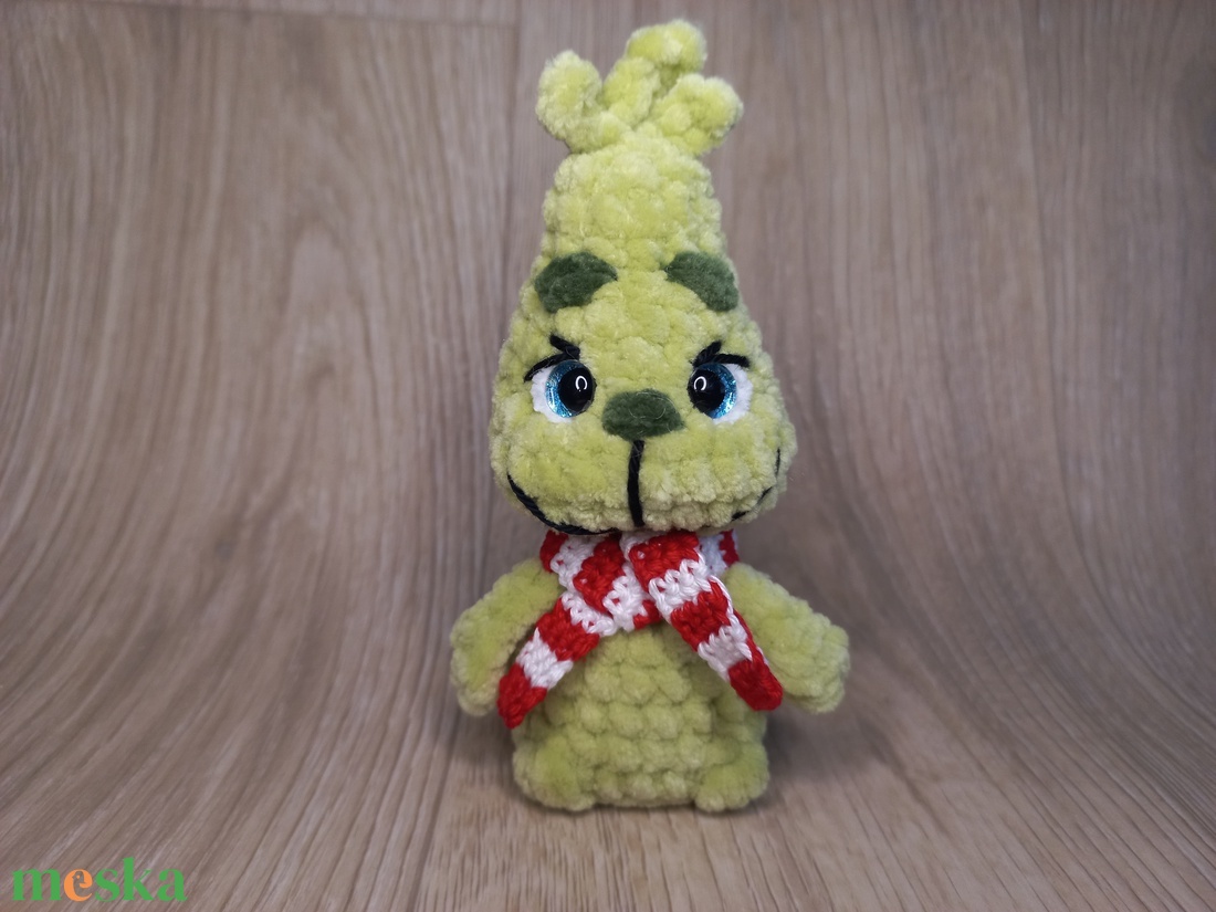 Mini Grincs, horgolt figura, 14 cm - játék & sport - plüssállat & játékfigura - plüss mesefigurák - Meska.hu