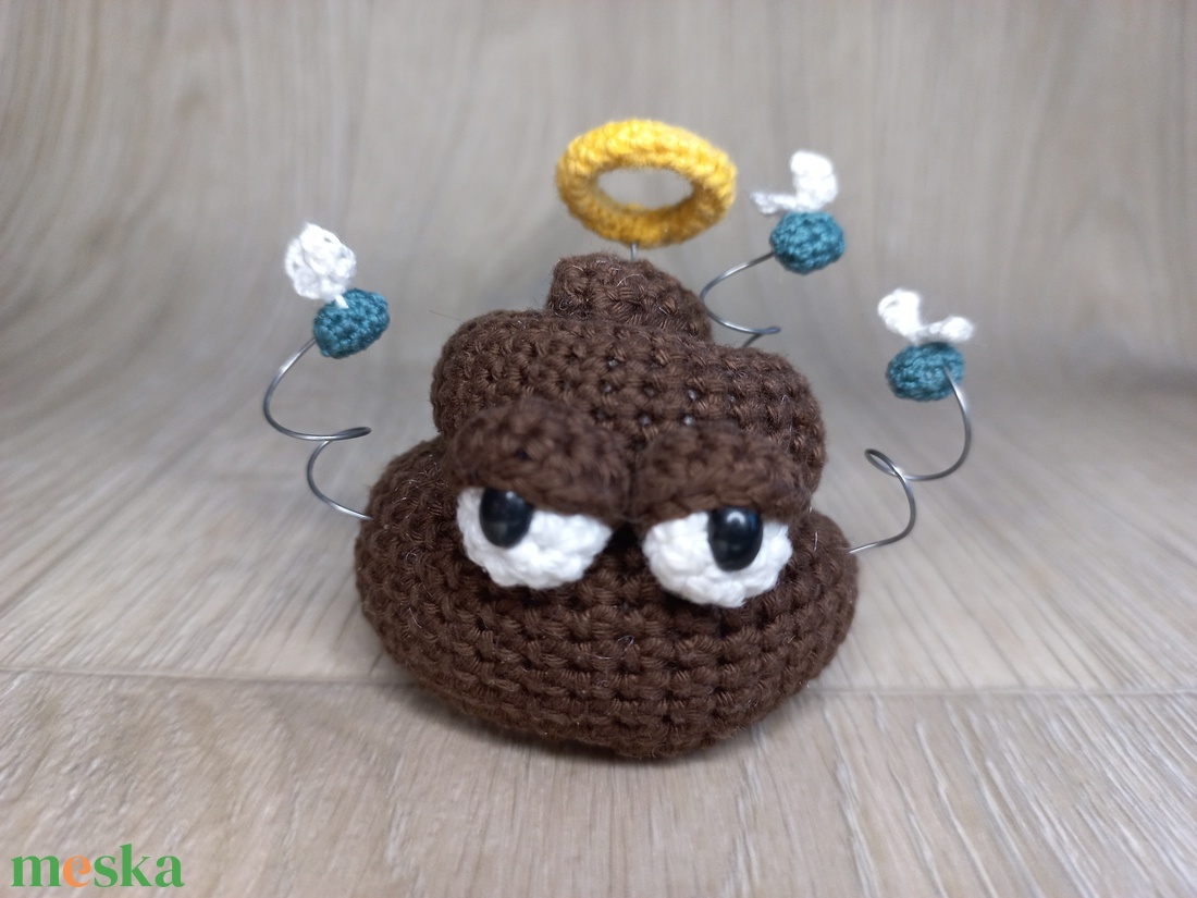 Holy Shit avagy Mr. Poop és a legyek, horgolt figura, 5 cm, plusz a kilógó részek - játék & sport - plüssállat & játékfigura - más figura - Meska.hu