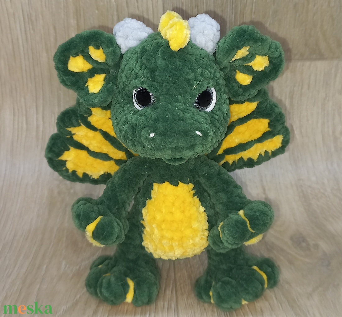 2024 a Sárkány éve, plüss horgolt figura, 17 cm - játék & sport - plüssállat & játékfigura - plüss mesefigurák - Meska.hu