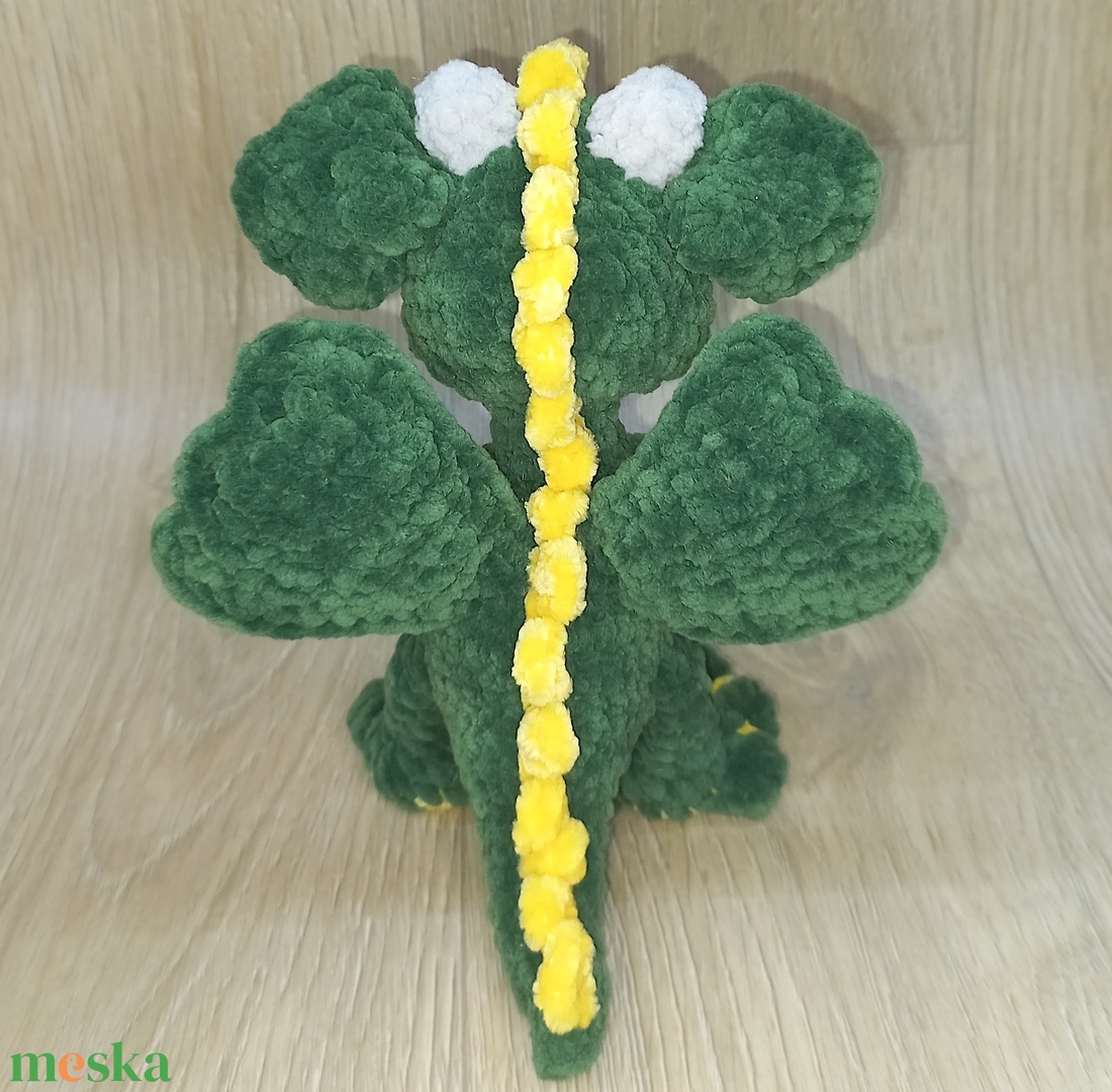 2024 a Sárkány éve, plüss horgolt figura, 17 cm - játék & sport - plüssállat & játékfigura - plüss mesefigurák - Meska.hu