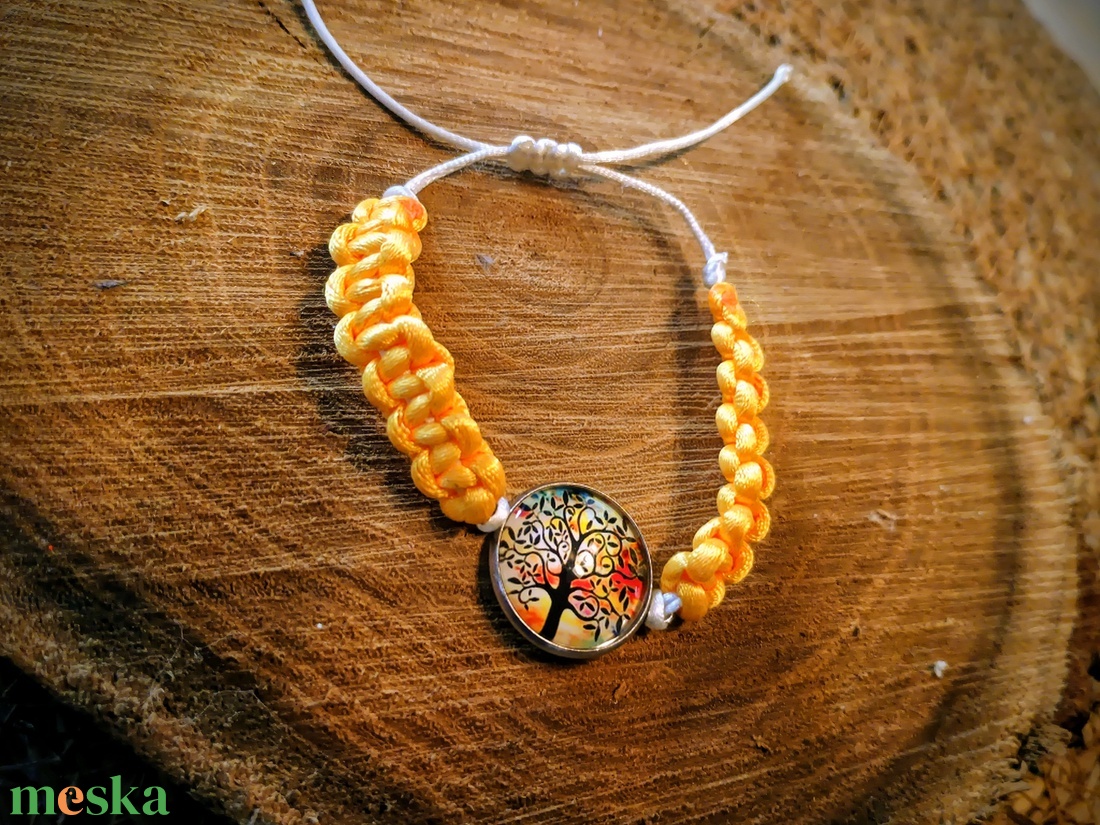 üveglencsés karkötő - ékszer - karkötő - fonott karkötő - Meska.hu