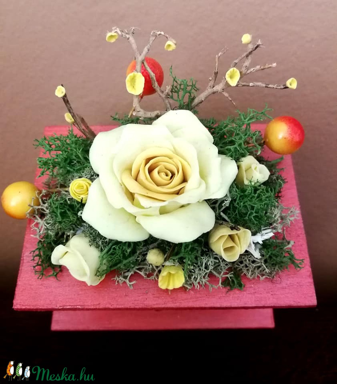 Fa ékszerdoboz,rózsa agyagvirágokkal díszítve - ékszer - ékszertartó - ékszerdoboz - Meska.hu Fa ékszerdoboz,rózsa agyagvirágokkal díszítve - ékszer - ékszertartó - ékszerdoboz - Meska.hu