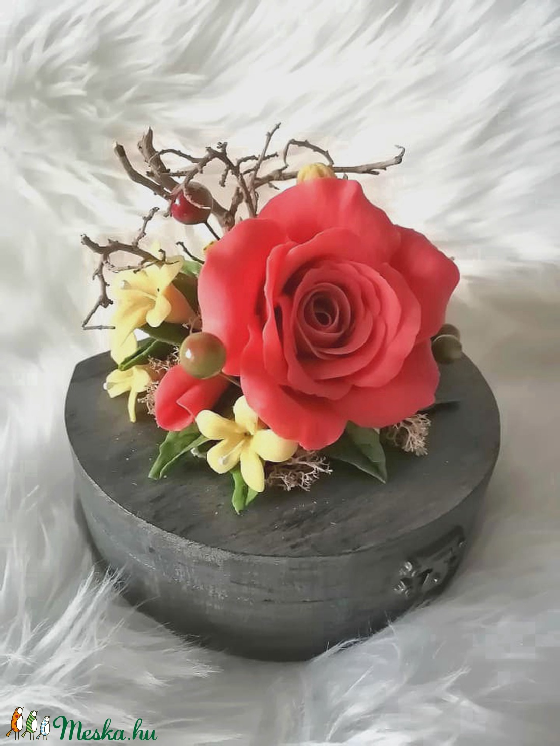 Különleges ékszerdoboz, nagy vörösrózsa agyagvirágokkal díszítve ! - ékszer - ékszertartó - ékszerdoboz - Meska.hu Különleges ékszerdoboz, nagy vörösrózsa agyagvirágokkal díszítve ! - ékszer - ékszertartó - ékszerdoboz - Meska.hu