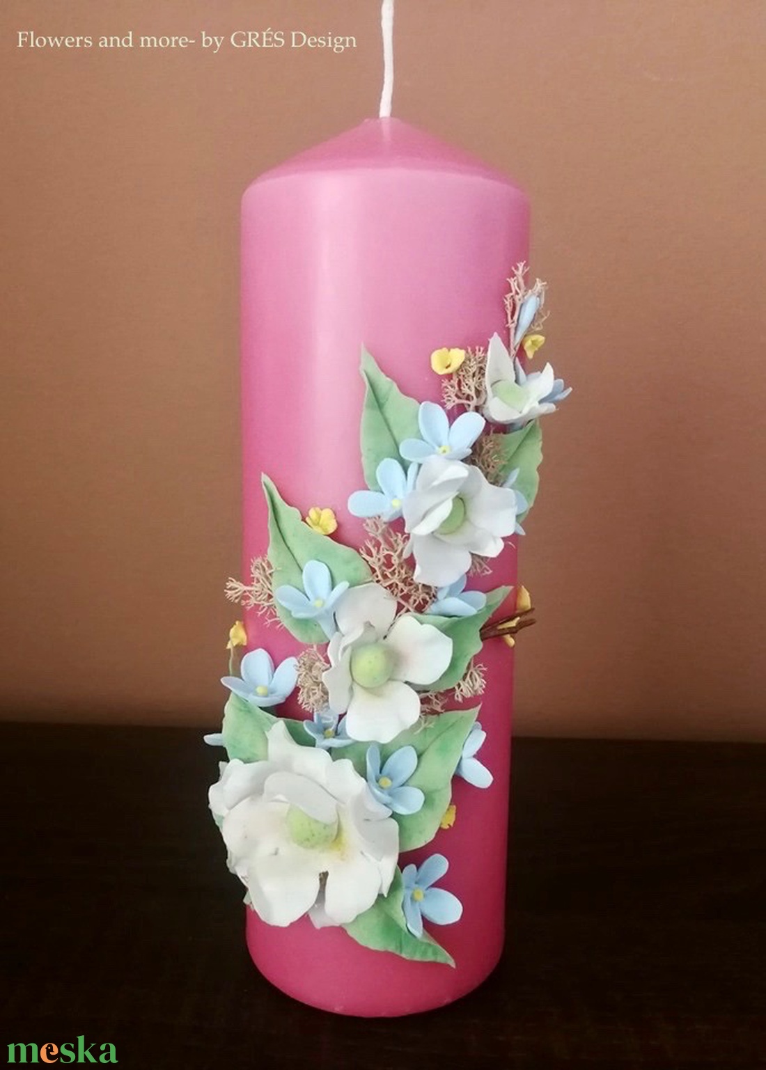 Pink dekor - gyertya , fehér agyagvirágokkal díszítve - otthon & lakás - dekoráció - gyertya & gyertyatartó - Meska.hu Pink dekor - gyertya , fehér agyagvirágokkal díszítve - otthon & lakás - dekoráció - gyertya & gyertyatartó - Meska.hu