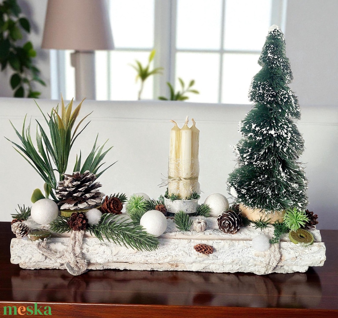 Különleges ünnepi asztaldísz...a zöld-fehér színvilág kedvelőinek !  - karácsony - adventi díszek - adventi gyertyadíszek és koszorúdíszek - Meska.hu