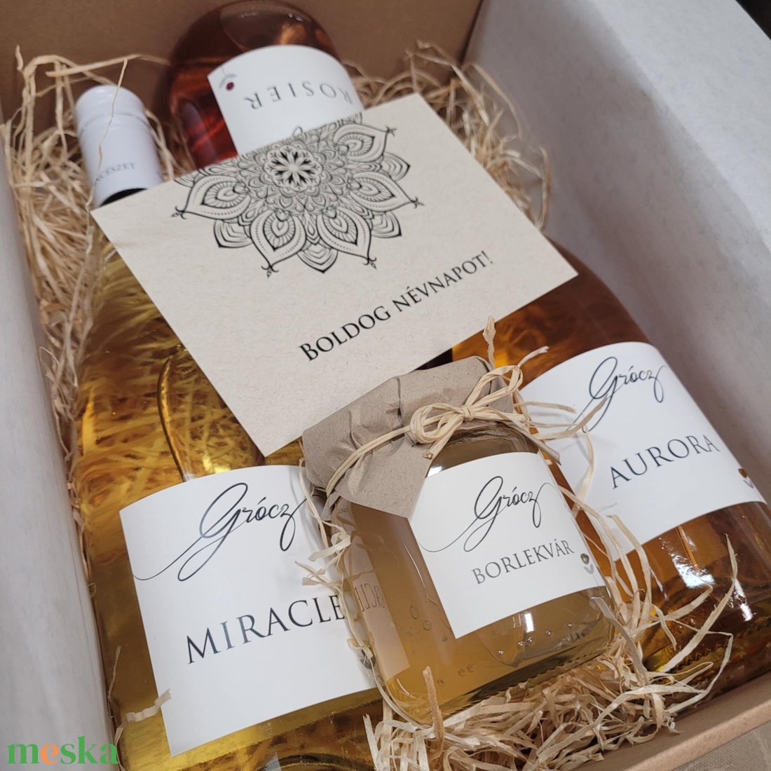 Névnapi ajándékcsomag nőknek - élelmiszer - alkoholos italok - Meska.hu Névnapi ajándékcsomag nőknek - élelmiszer - alkoholos italok - Meska.hu