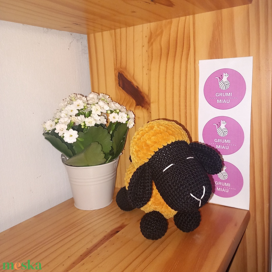 Fekete bárány, amigurumi játékfigura - játék & sport - plüssállat & játékfigura - plüss bárány - Meska.hu