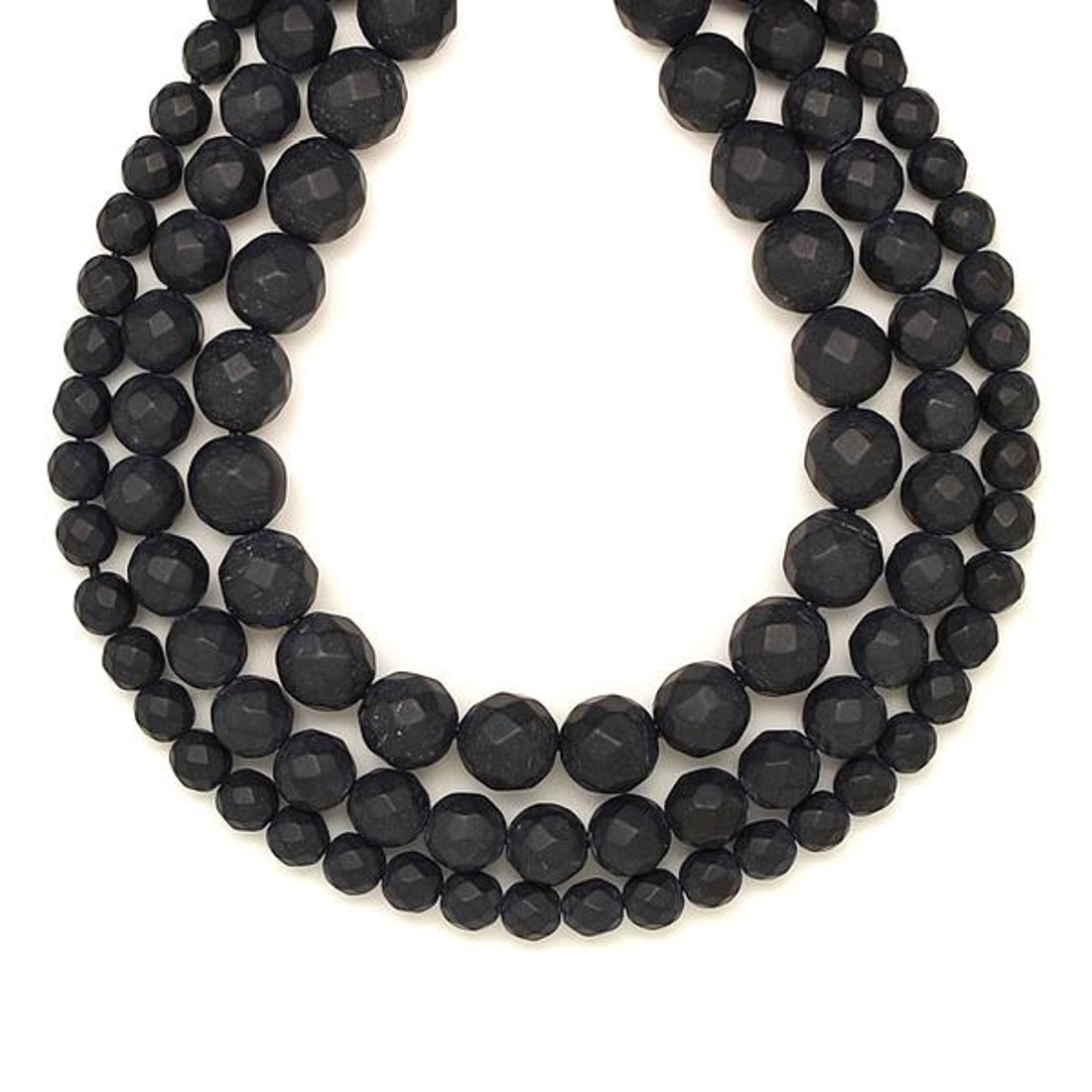 Ónix matt négyszög fazettált golyó 8-9mm  ékszerkészítő alapanyag (füzér) - kellékek & szerszámok - ásvány alapanyag - ásványfüzér - Meska.hu