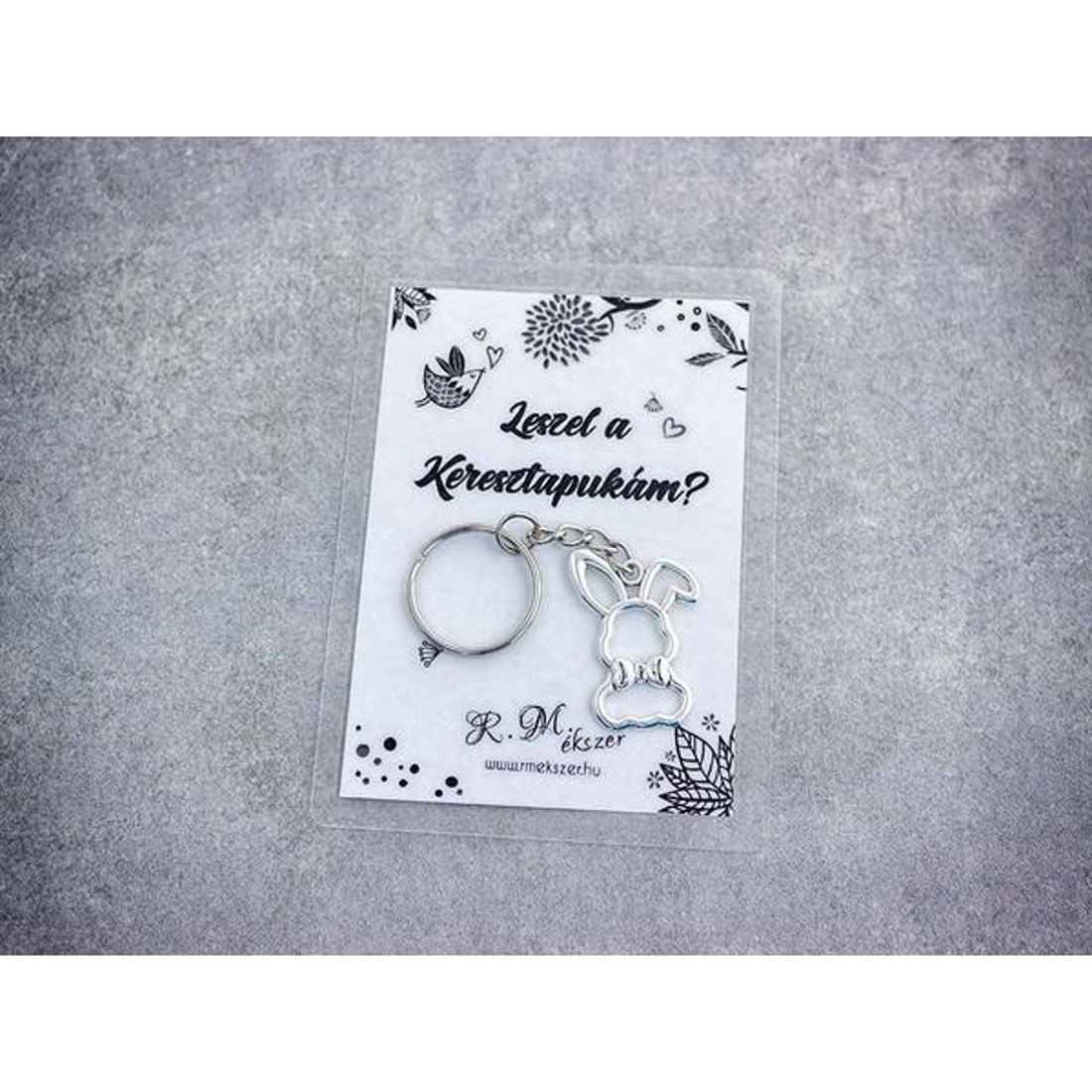 Leszel a Keresztapukám stílusos nyuszi medálos kulcstartó - táska & tok - kulcstartó & táskadísz - kulcstartó - Meska.hu