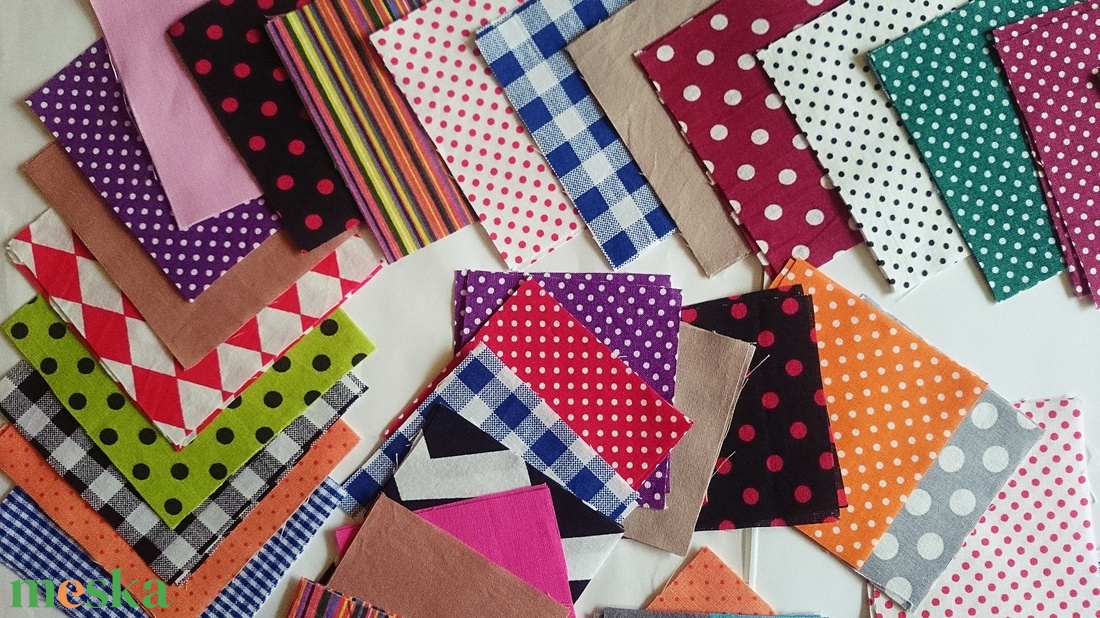 100 db Színek-formák patchwork 10x10 8x8 cm pamutvászon csomag - kellékek & szerszámok - méteráru - anyagcsomag - Meska.hu 100 db Színek-formák patchwork 10x10 8x8 cm pamutvászon csomag - kellékek & szerszámok - méteráru - anyagcsomag - Meska.hu