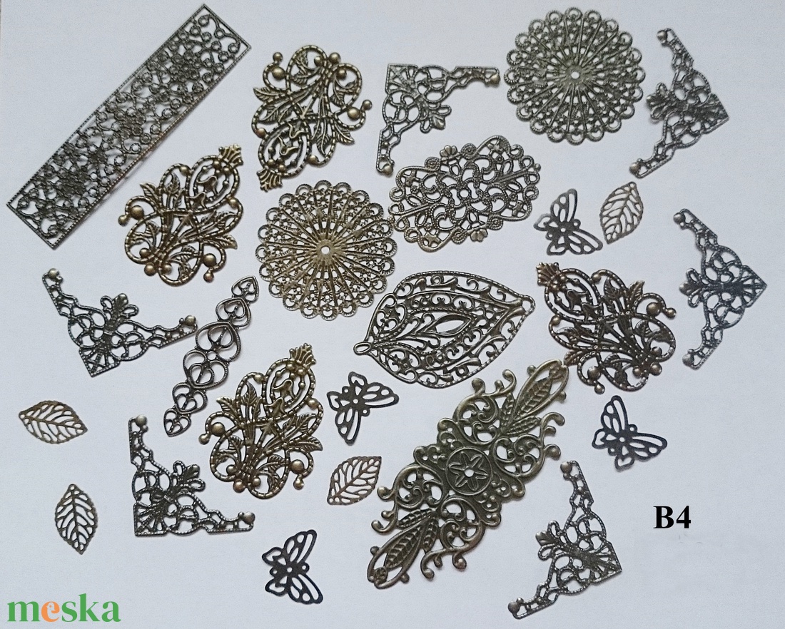 Bronz fém áttört filigrán csomag B4 - diy (csináld magad) - egységcsomag - Meska.hu Bronz fém áttört filigrán csomag B4 - diy (csináld magad) - egységcsomag - Meska.hu