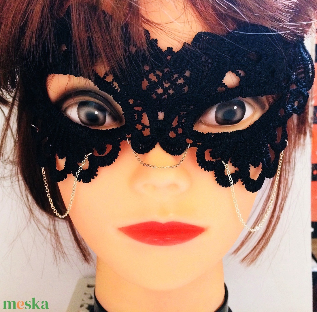 Szexi fekete puha csipkéből készült szem maszk Halloween - ruha & divat - maszk, arcmaszk - női - Meska.hu Szexi fekete puha csipkéből készült szem maszk Halloween - ruha & divat - maszk, arcmaszk - női - Meska.hu