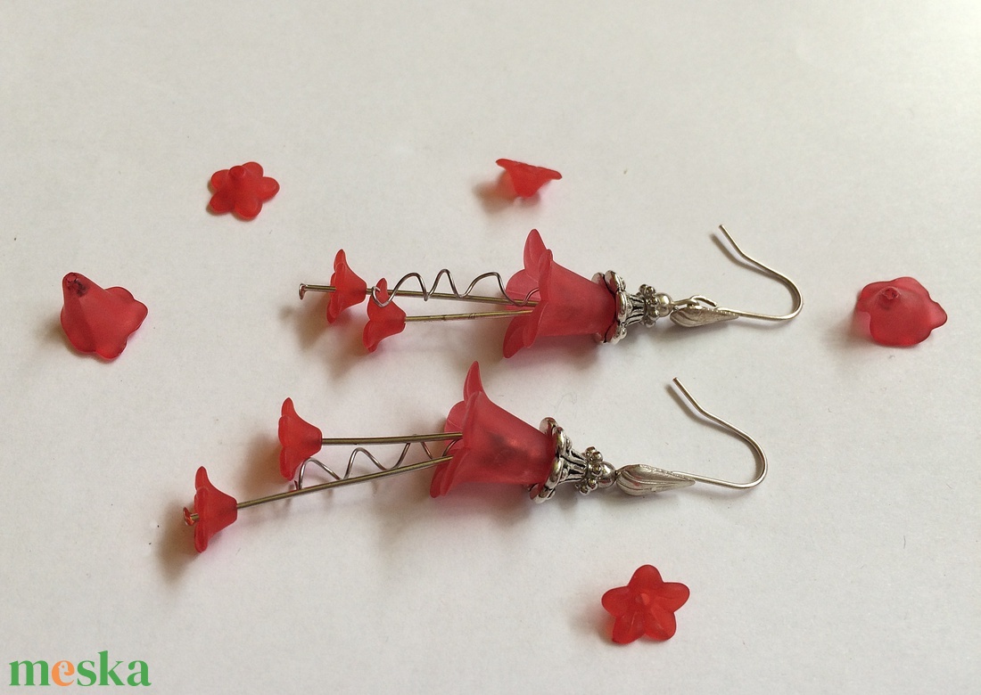 Piros Virág ezüst hosszú fülbevaló  - ékszer - fülbevaló - lógó fülbevaló - Meska.hu Piros Virág ezüst hosszú fülbevaló  - ékszer - fülbevaló - lógó fülbevaló - Meska.hu