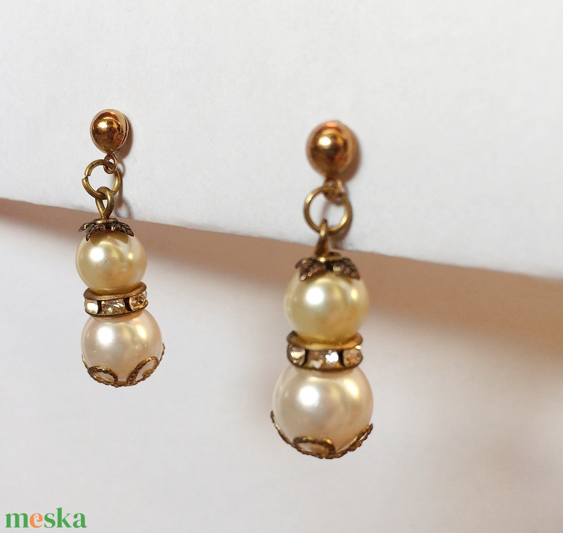 Beszúrós beszúrós gyöngy fülbevaló strassz rondellel  - ékszer - fülbevaló - lógó fülbevaló - Meska.hu Beszúrós beszúrós gyöngy fülbevaló strassz rondellel  - ékszer - fülbevaló - lógó fülbevaló - Meska.hu