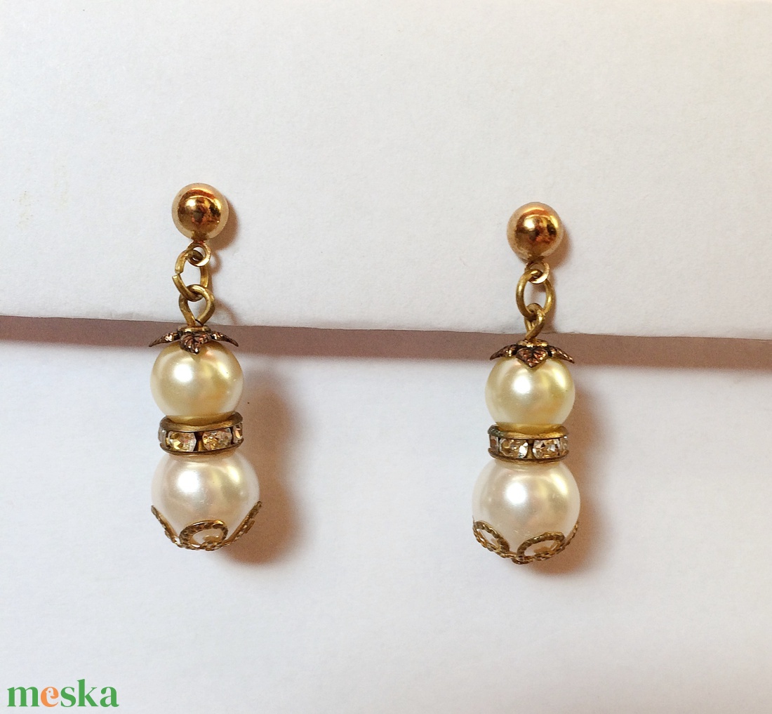 Beszúrós beszúrós gyöngy fülbevaló strassz rondellel  - ékszer - fülbevaló - lógó fülbevaló - Meska.hu Beszúrós beszúrós gyöngy fülbevaló strassz rondellel  - ékszer - fülbevaló - lógó fülbevaló - Meska.hu
