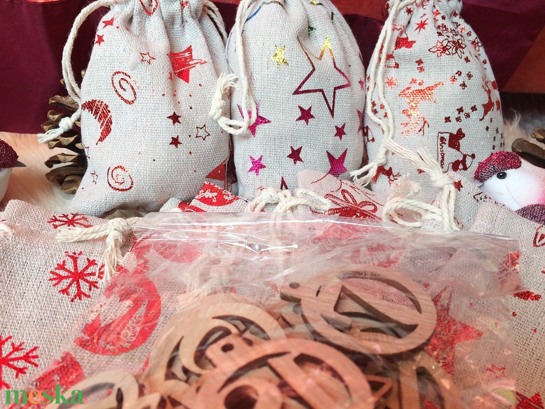 Színjátszó mintás adventi kalendárium naptár zsák 24 db  - karácsony - adventi díszek - adventi naptár - Meska.hu Színjátszó mintás adventi kalendárium naptár zsák 24 db  - karácsony - adventi díszek - adventi naptár - Meska.hu