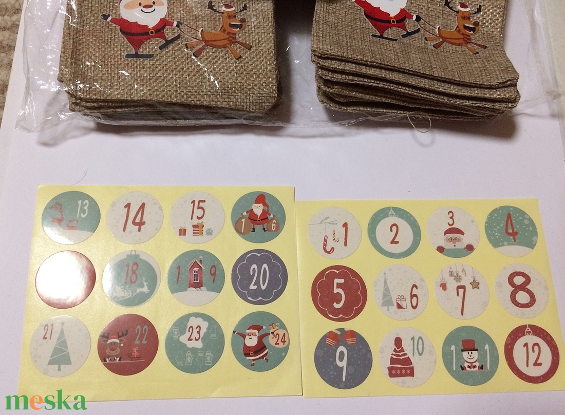 24 részes Mikulás mintás adventi kalendárium csomag juta zsák karácsony - karácsony - adventi díszek - adventi naptár - Meska.hu 24 részes Mikulás mintás adventi kalendárium csomag juta zsák karácsony - karácsony - adventi díszek - adventi naptár - Meska.hu