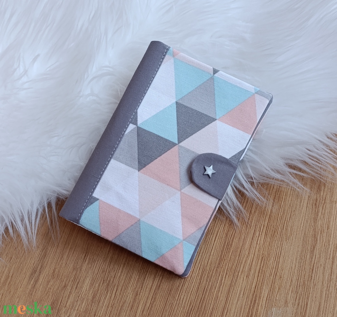 Kártyatartós egészségügyi kiskönyv borító - otthon & életmód - papír, írószer - egészségügyi kiskönyv borító - Meska.hu