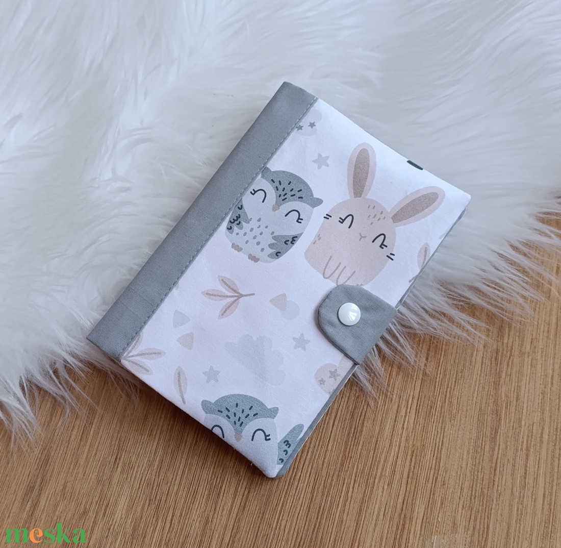 Kártyatartós egészségügyi kiskönyv borító - baba - mama - babaemlékek - egészségügyi kiskönyv borító - Meska.hu