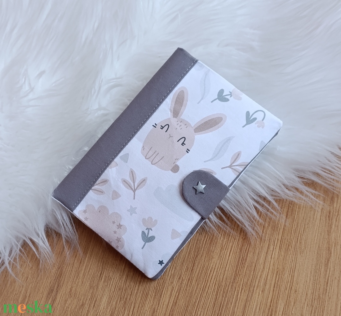 Kártyatartós egészségügyi kiskönyv borító - baba - mama - babaemlékek - egészségügyi kiskönyv borító - Meska.hu