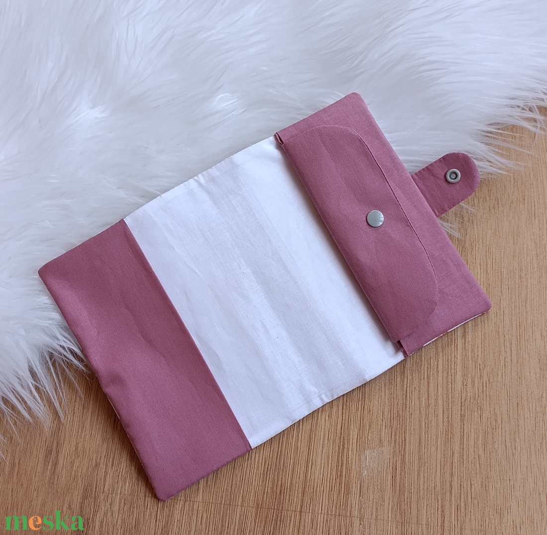 Kártyatartós egészségügyi kiskönyv borító - otthon & életmód - papír, írószer - egészségügyi kiskönyv borító - Meska.hu