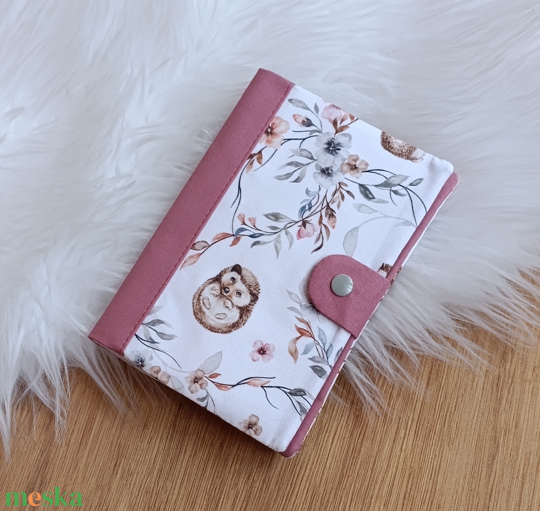 Kártyatartós egészségügyi kiskönyv borító - otthon & életmód - papír, írószer - egészségügyi kiskönyv borító - Meska.hu