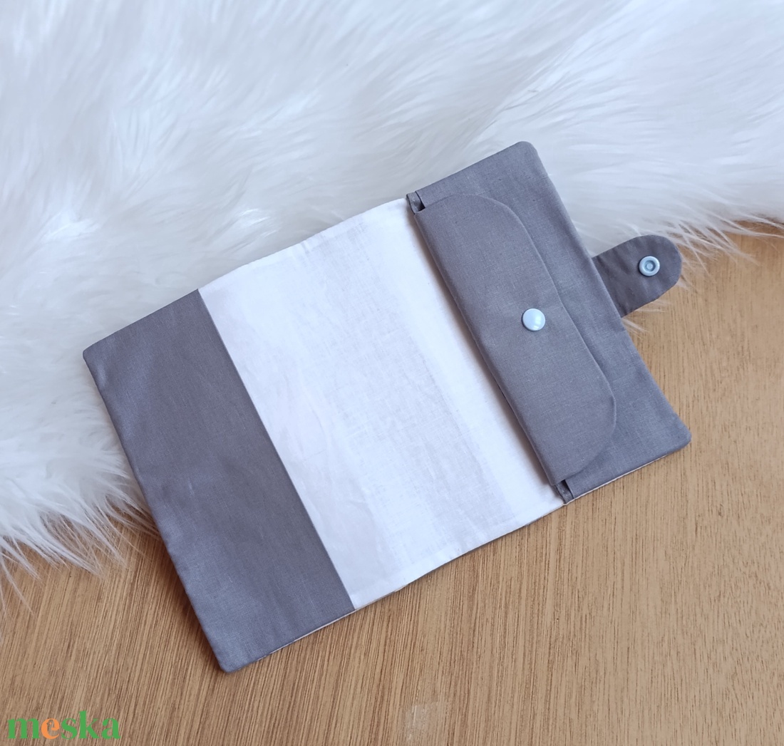 Kártyatartós egészségügyi kiskönyv borító - otthon & életmód - papír, írószer - egészségügyi kiskönyv borító - Meska.hu