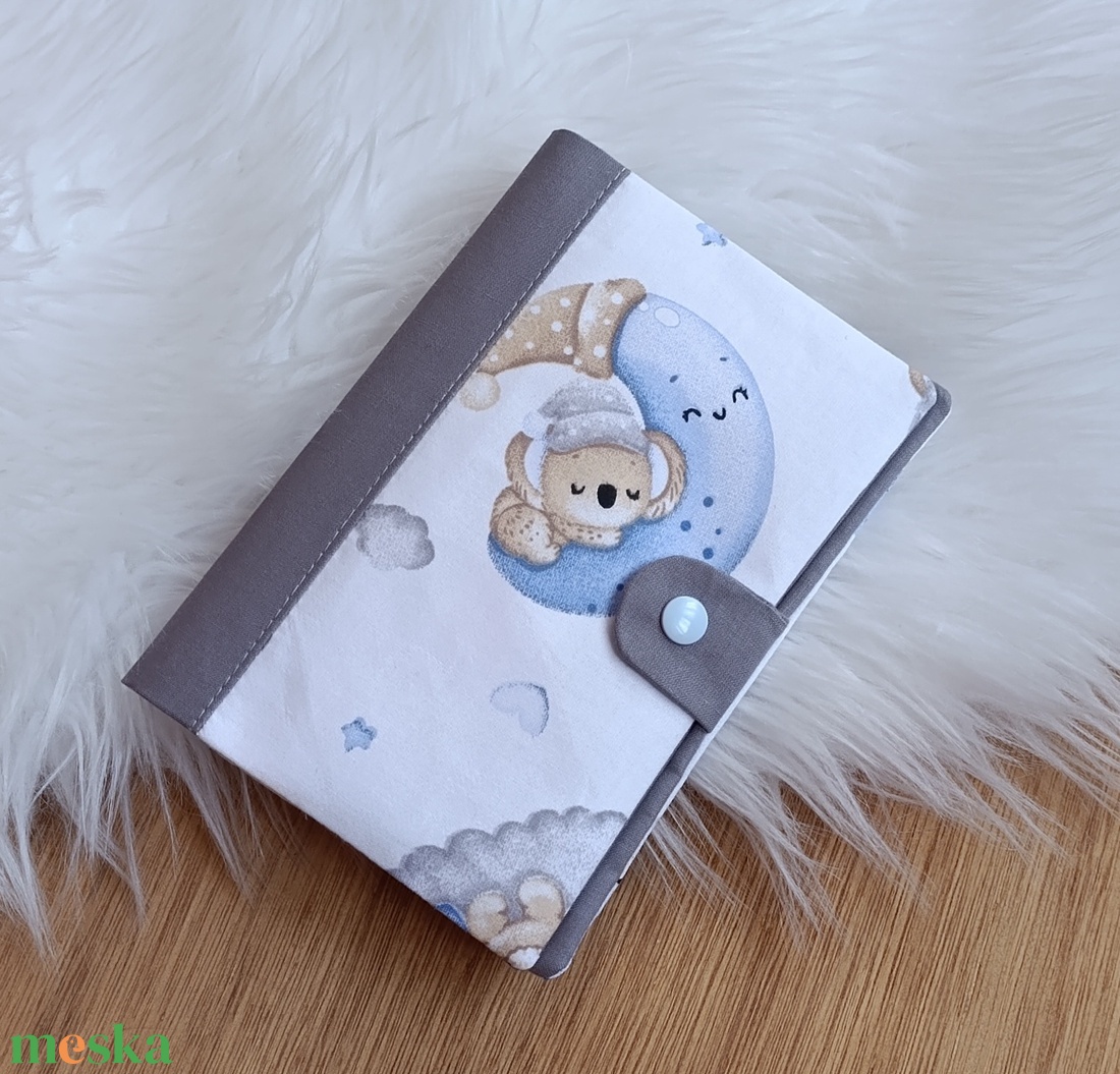 Kártyatartós egészségügyi kiskönyv borító - otthon & életmód - papír, írószer - egészségügyi kiskönyv borító - Meska.hu