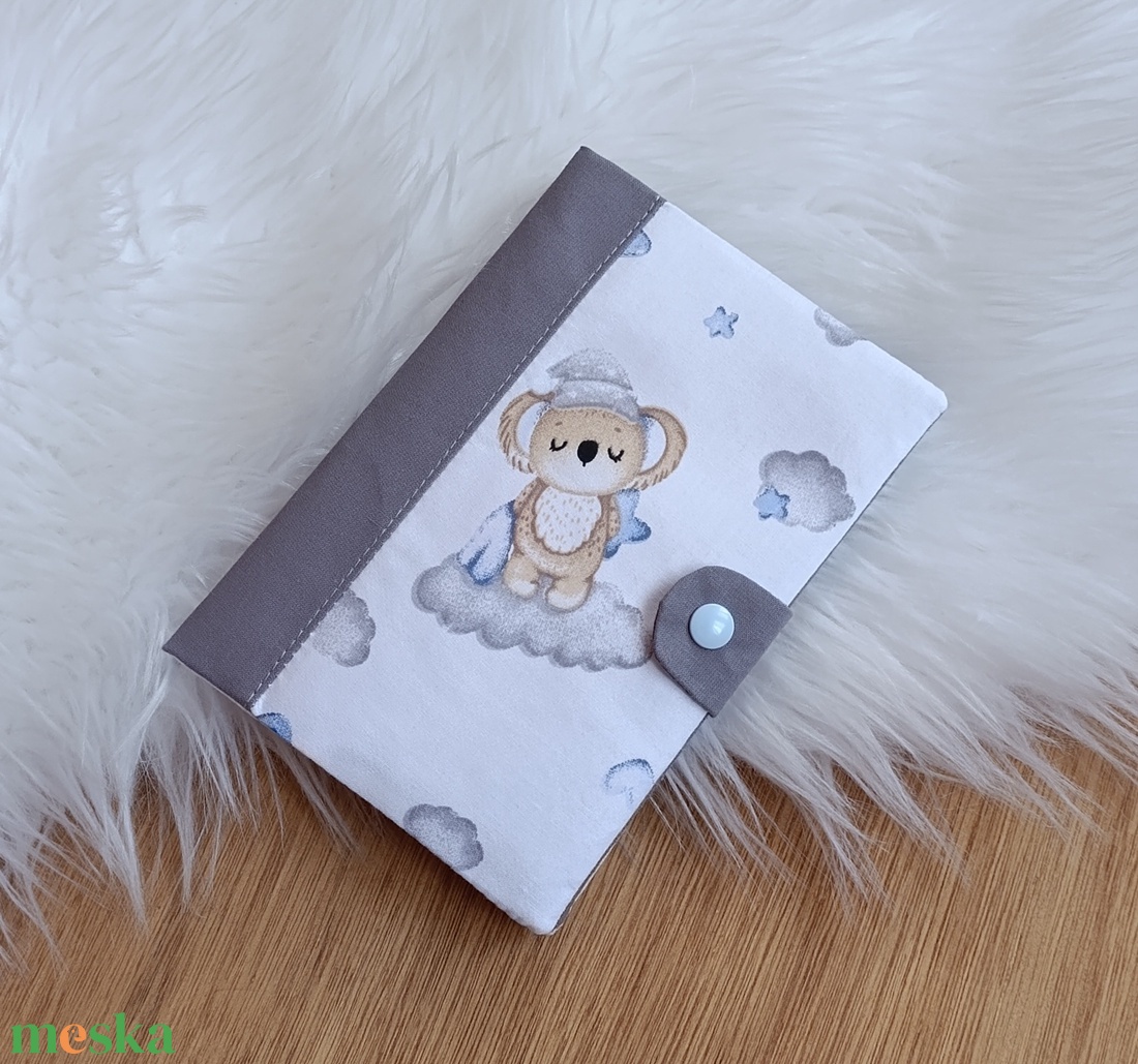 Kártyatartós egészségügyi kiskönyv borító - otthon & életmód - papír, írószer - Meska.hu