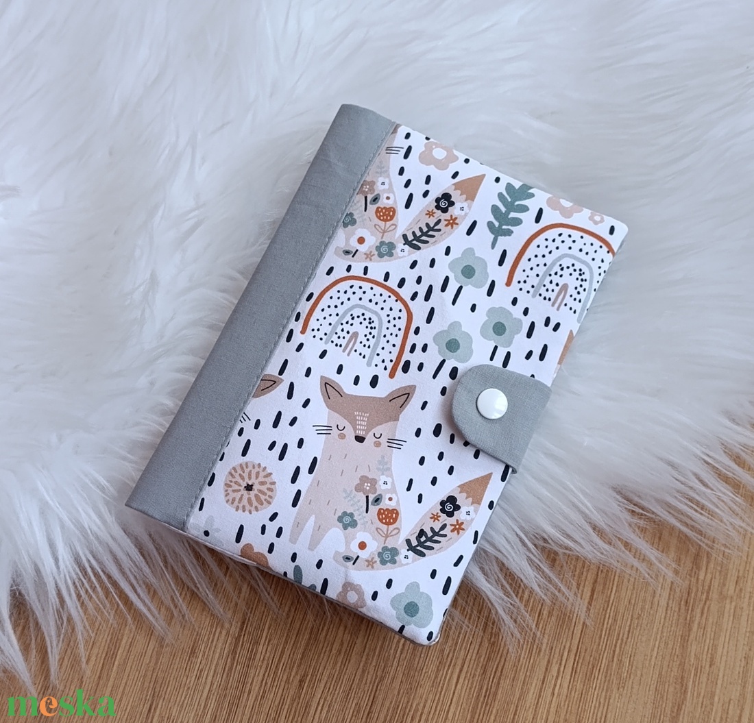 Kártyatartós egészségügyi kiskönyv borító - otthon & életmód - papír, írószer - egészségügyi kiskönyv borító - Meska.hu