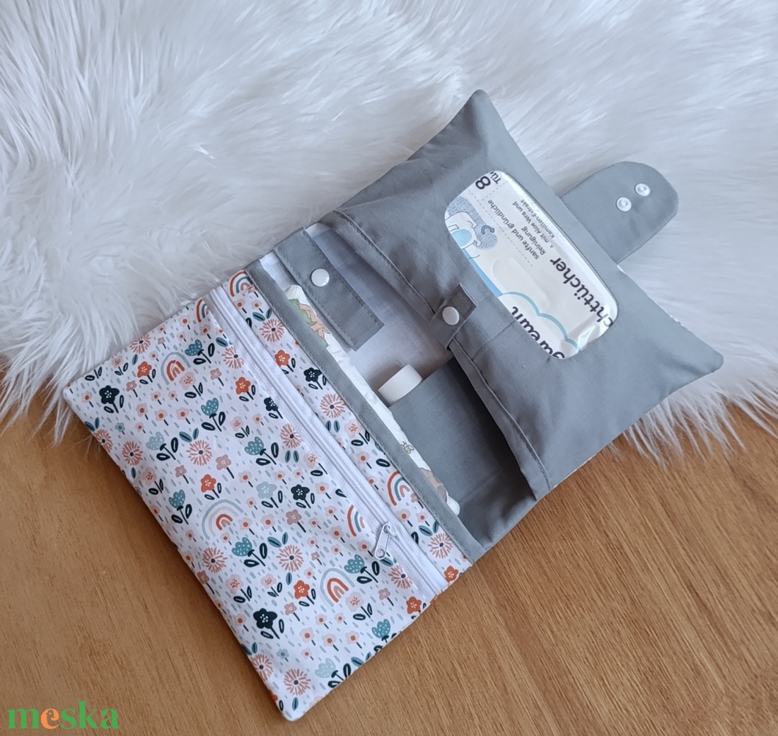 Pelenkatáska, pelenkázó neszeszer - táska & tok - pelenkatáska - pelenkatartó tok - Meska.hu