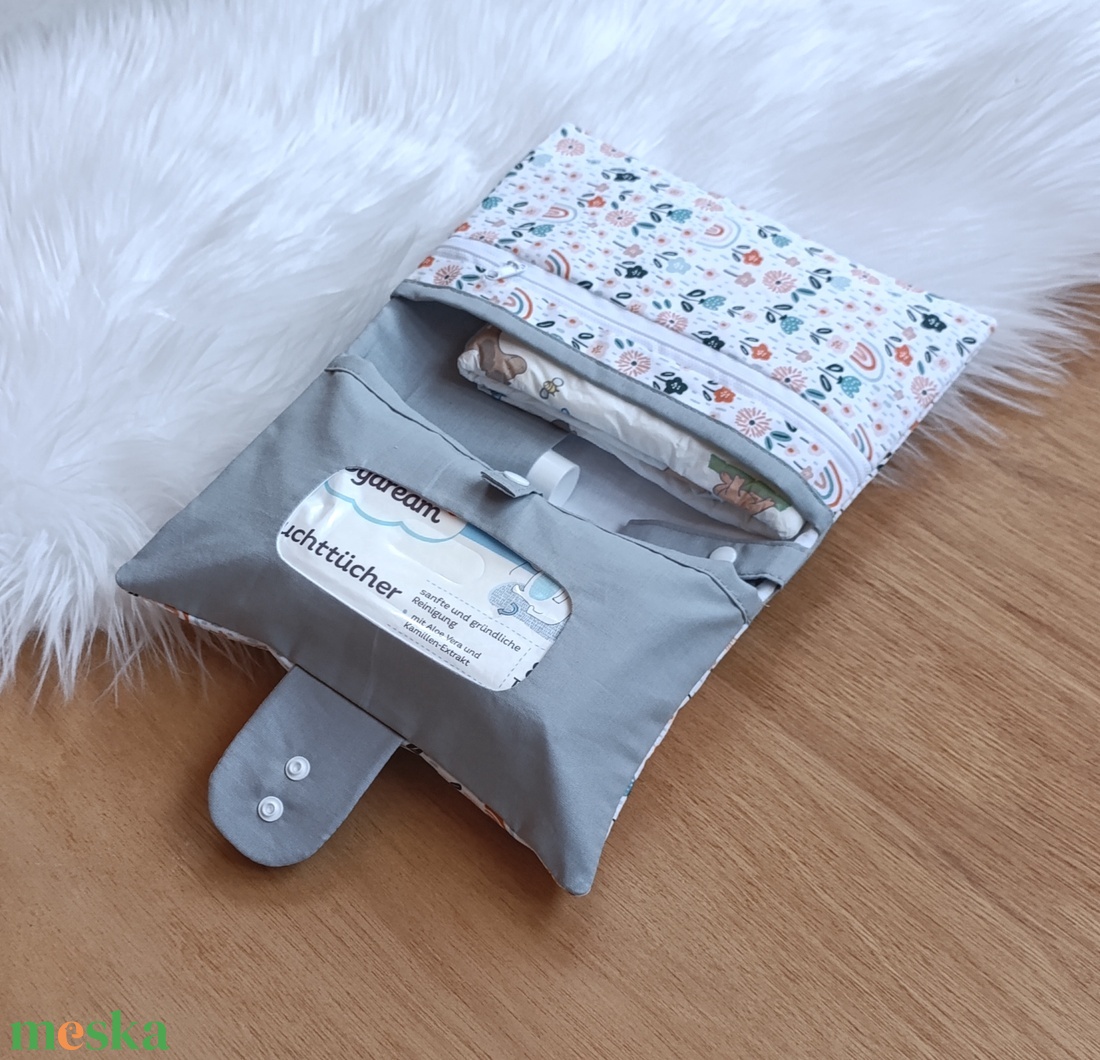 Pelenkatáska, pelenkázó neszeszer - táska & tok - pelenkatáska - pelenkatartó tok - Meska.hu