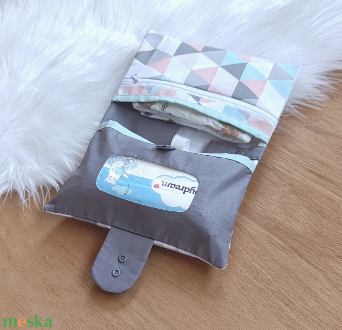 Pelenkatáska, pelenkázó neszeszer - táska & tok - pelenkatáska - pelenkatartó tok - Meska.hu