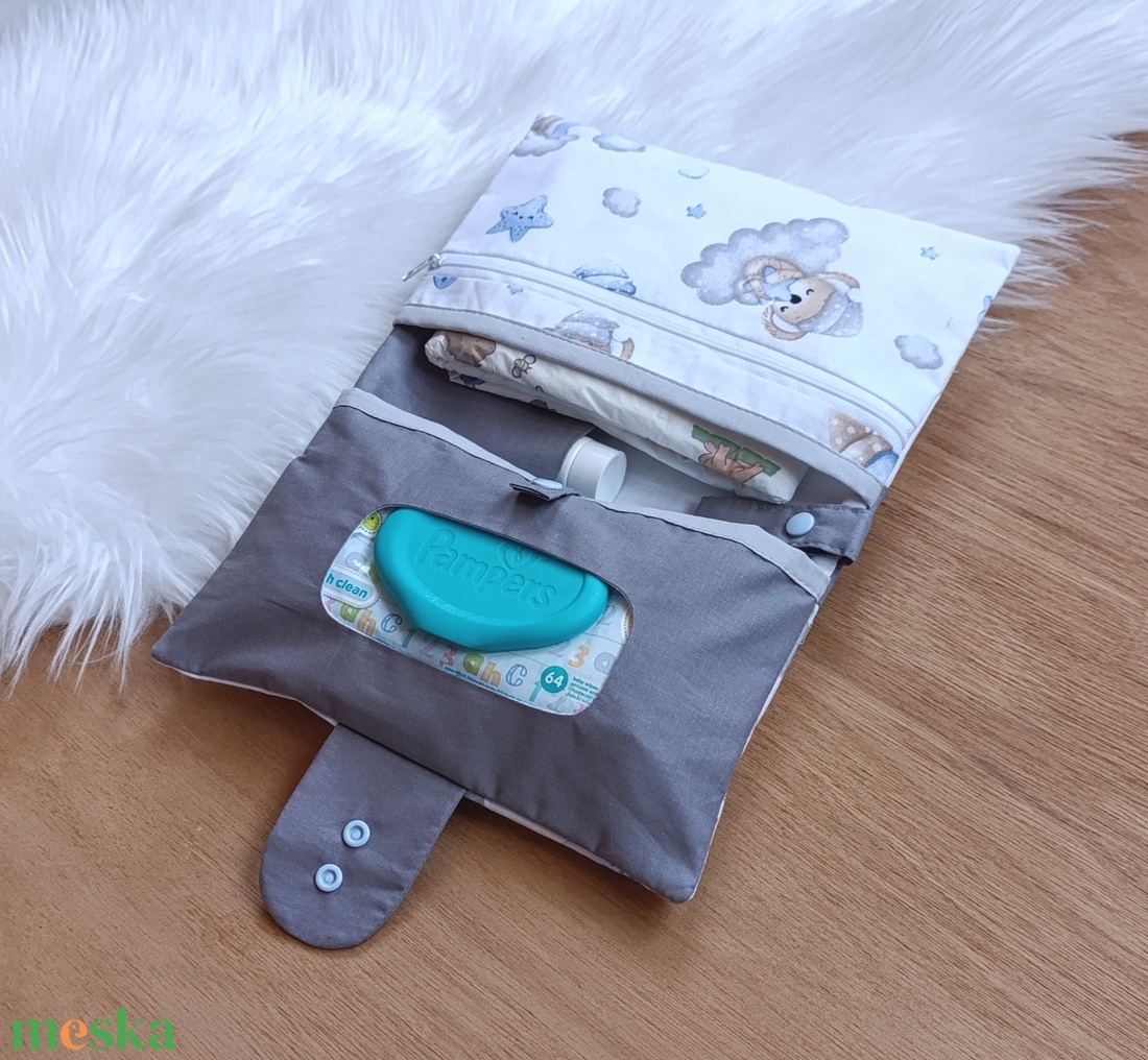 Pelenkatáska, pelenkázó neszeszer - táska & tok - pelenkatáska - pelenkatartó tok - Meska.hu