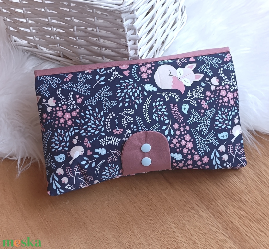 Pelenkatáska, pelenkázó neszeszer - táska & tok - pelenkatáska - pelenkatartó tok - Meska.hu