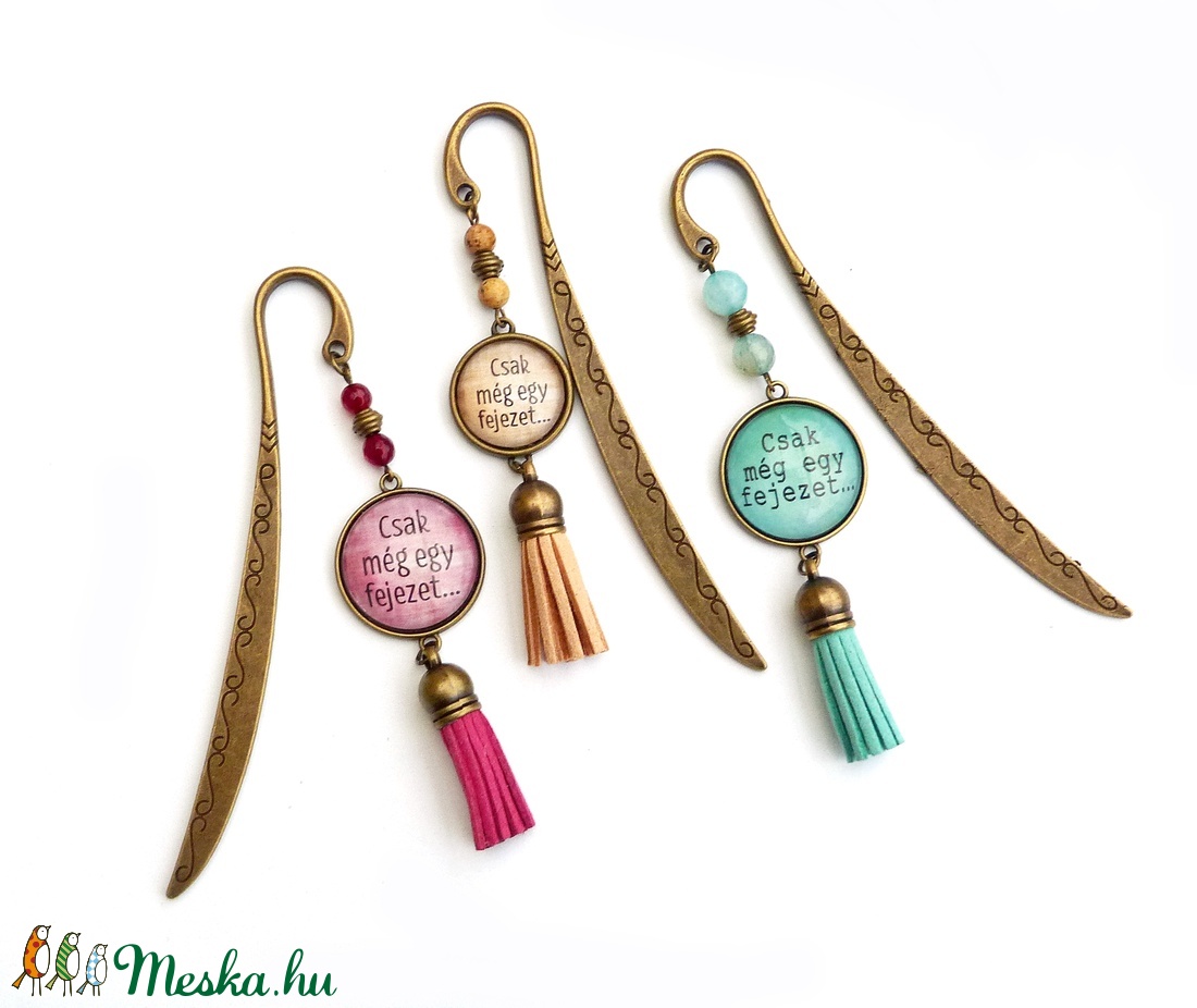 Csak még egy fejezet.... - üveglencsés könyvjelző  -  - Meska.hu