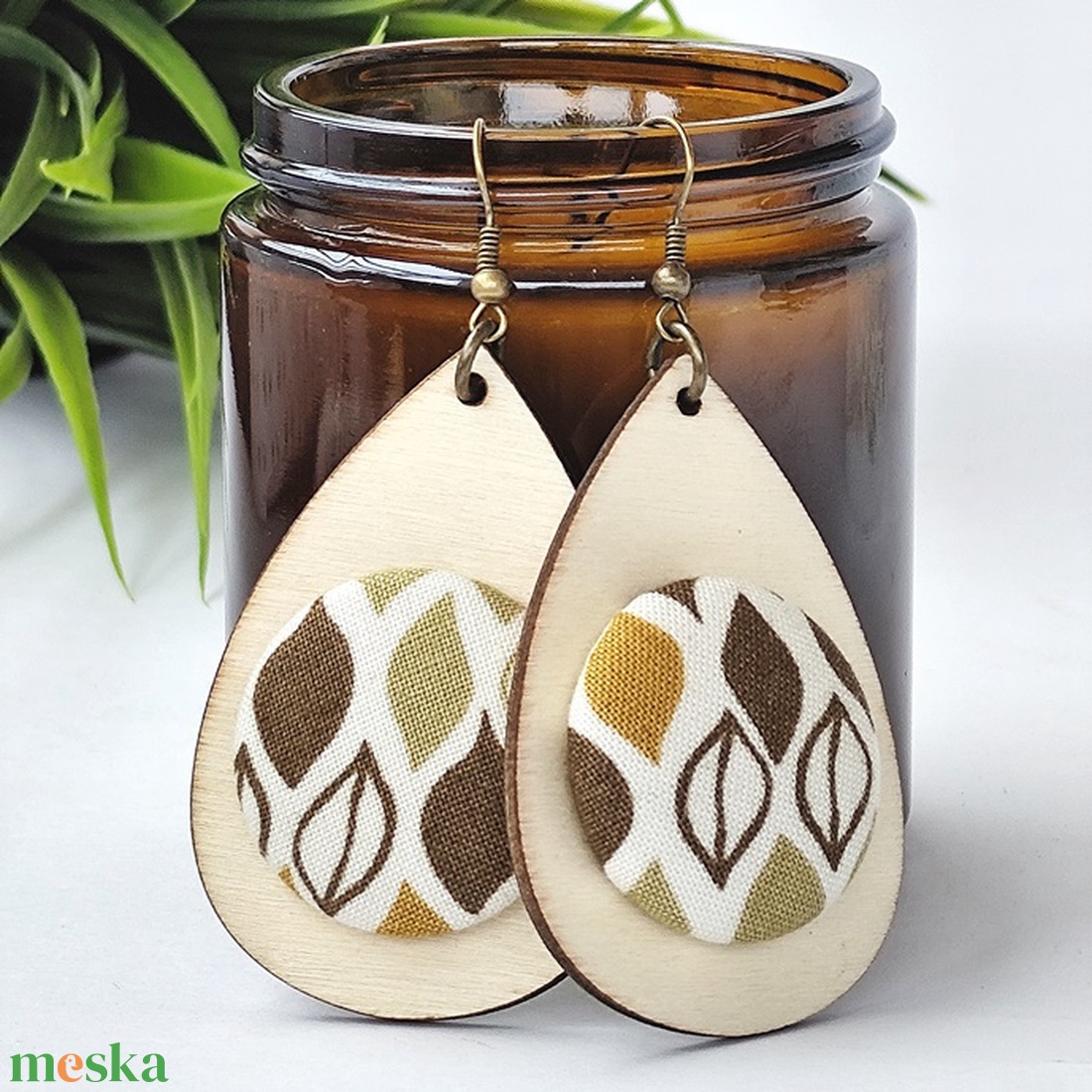 Levelek fa-textil fülbevaló - ékszer - fülbevaló - lógó fülbevaló - Meska.hu