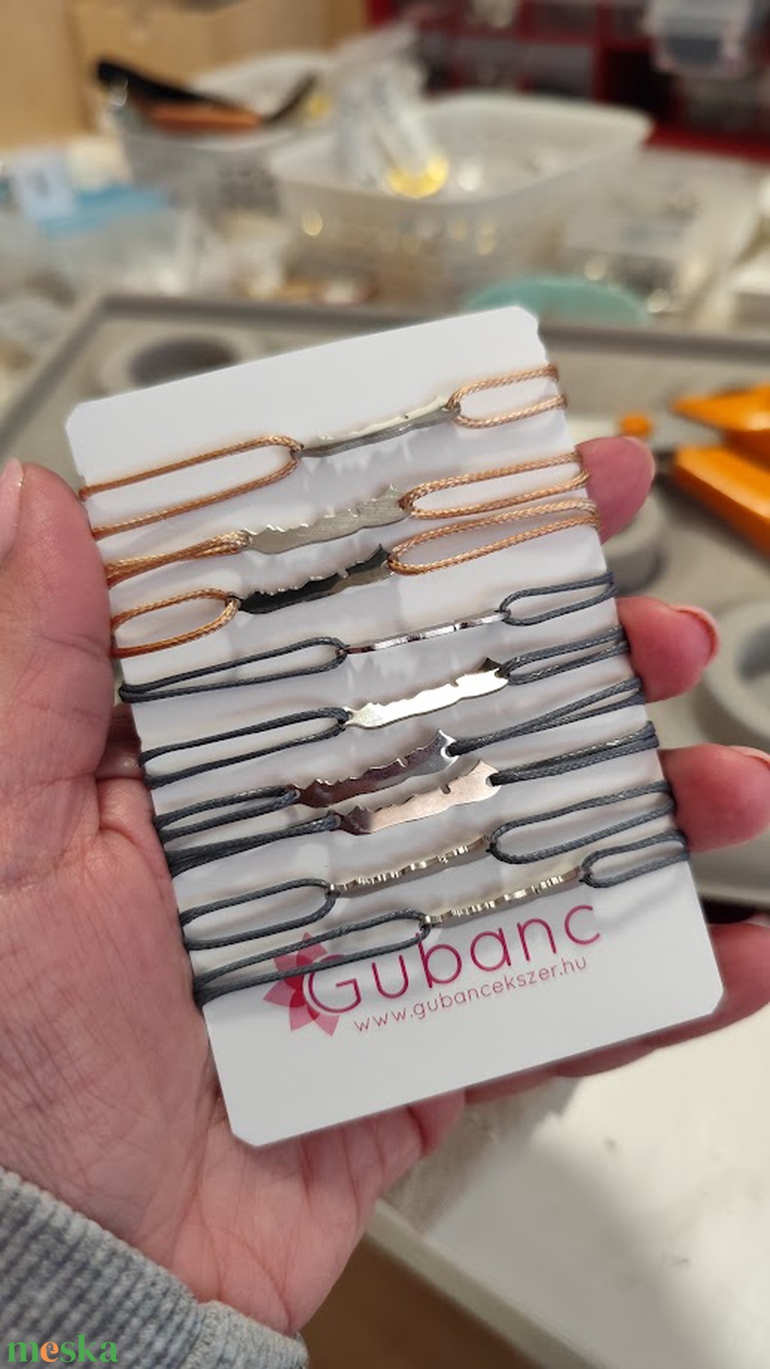 Balaton zsineg karkötő, 9 db - ékszer - karkötő - karkötő medállal - Meska.hu