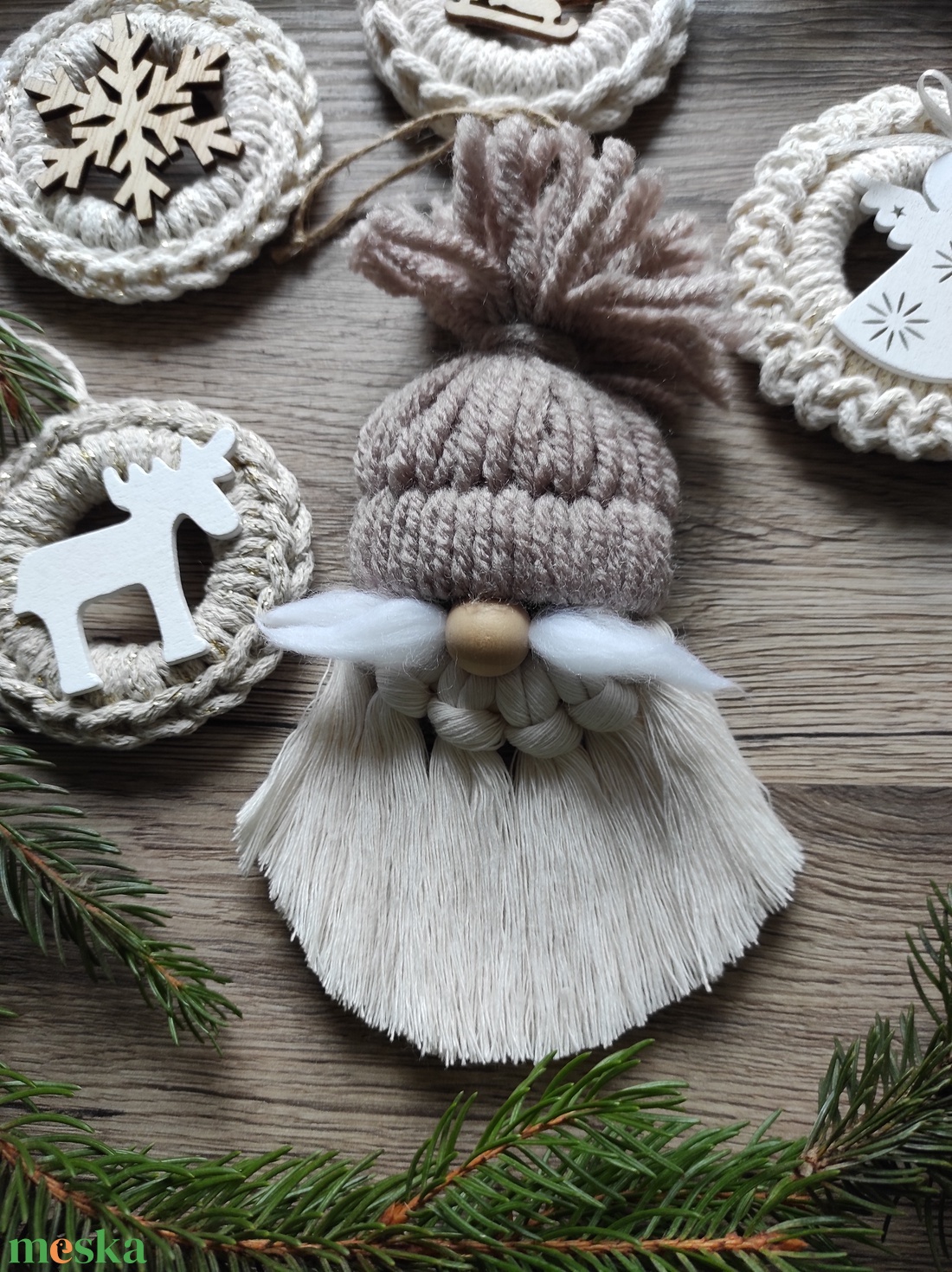 Horgolt karácsonyfadísz szett natúr-bézs színben - karácsony - karácsonyi lakásdekoráció - karácsonyfadíszek - Meska.hu