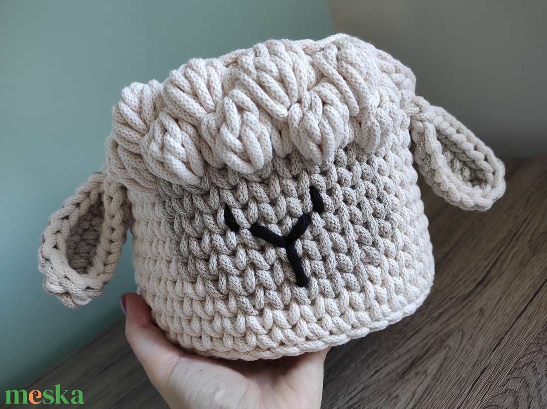 Bárányos horgolt tároló (nagy méret!) - otthon & életmód - tárolás & rendszerezés - tárolókosár - Meska.hu