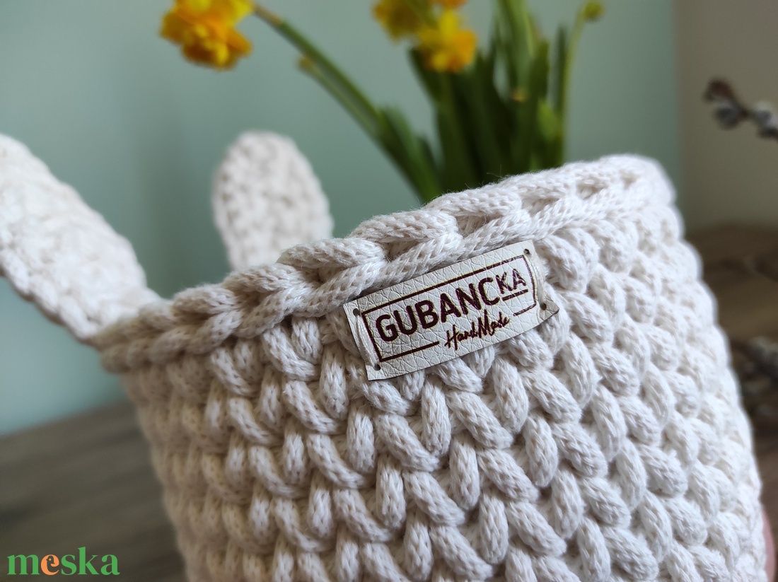 Horgolt nyuszifüles kosár (ekrü színben) - otthon & életmód - tárolás & rendszerezés - tárolókosár - Meska.hu