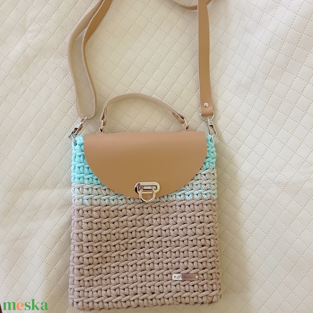 Női válltáska, crossbody - táska & tok - kézitáska & válltáska - vállon átvethető táska - Meska.hu