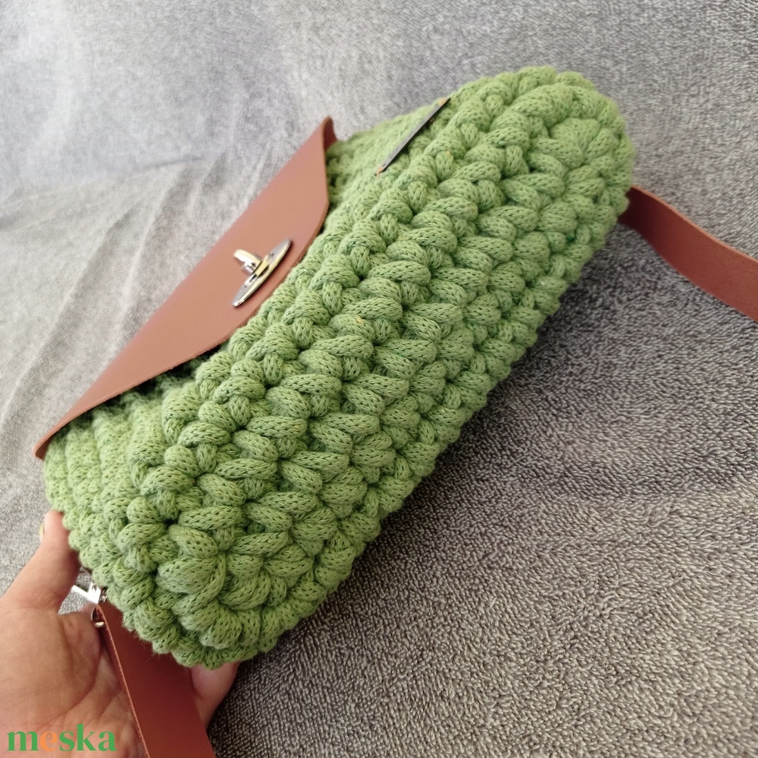 Női kistáska, crossbody - táska & tok - kézitáska & válltáska - vállon átvethető táska - Meska.hu