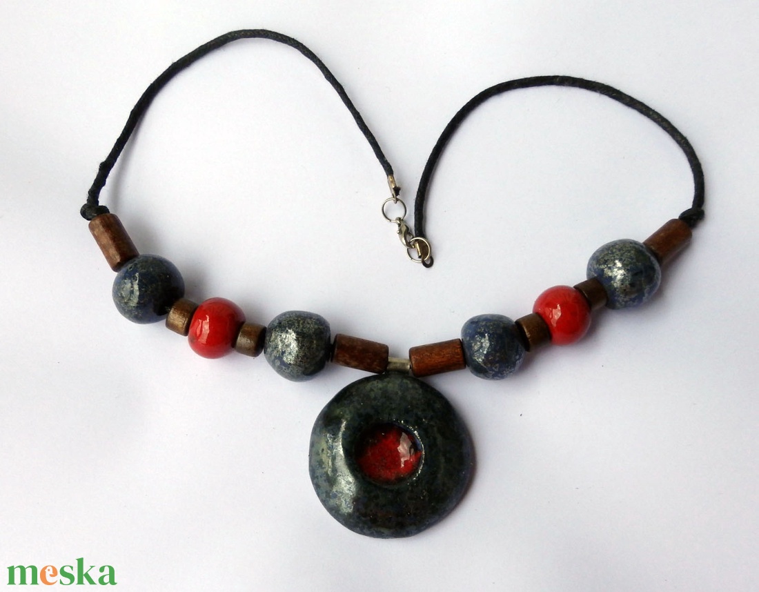 Kőszív kerámai nyaklánc - ékszer - nyaklánc - medálos nyaklánc - Meska.hu