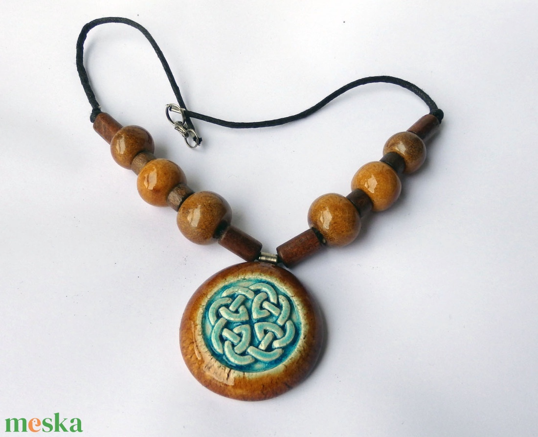 Éteri kötelék kerámai nyaklánc - ékszer - nyaklánc - medálos nyaklánc - Meska.hu